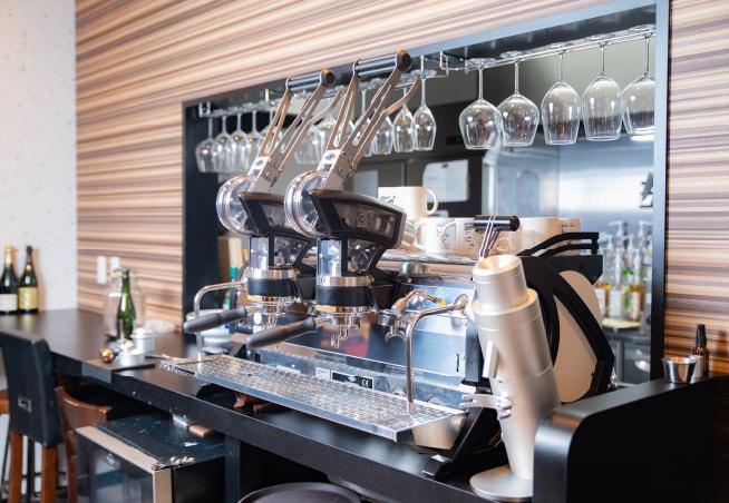 三条通り店の内観