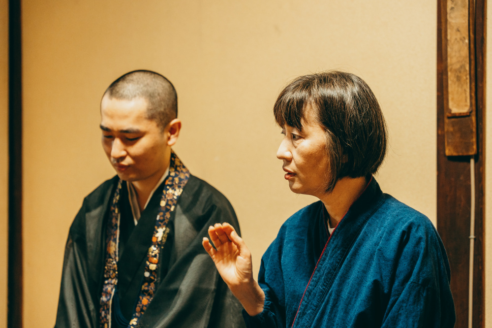 初めての母と子でのインタビュー。二人とも緊張気味