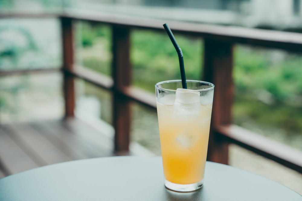 甘くてスパイシーな自家製ジンジャーエール