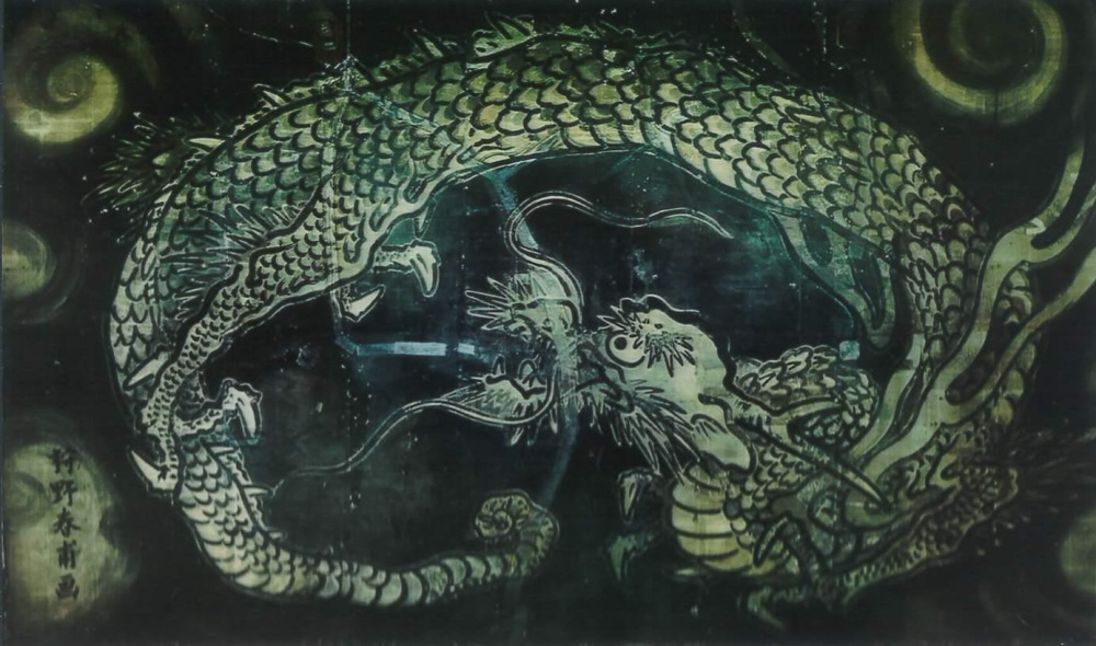 修理前の龍の天井画(提供:龍象寺)